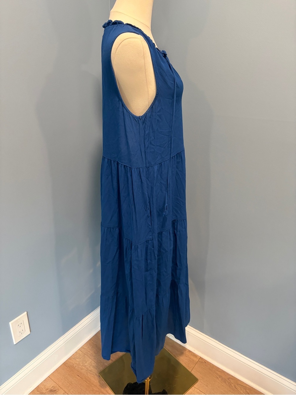 Max Studio Blue Tiered Maxi Dress Medium Sleeveless Boho Cottagecore - Picture 10 of 11